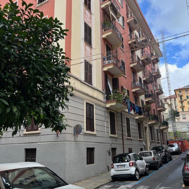 Sunrise Rooms La Spezia Exterior photo